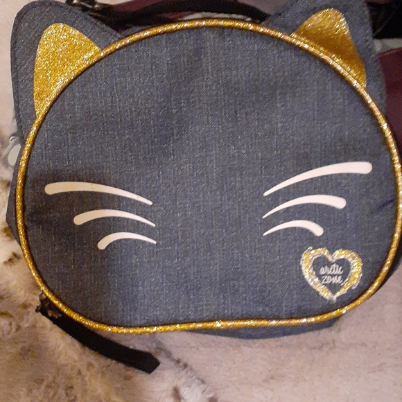 4/20.00 - Picture 1 of 3